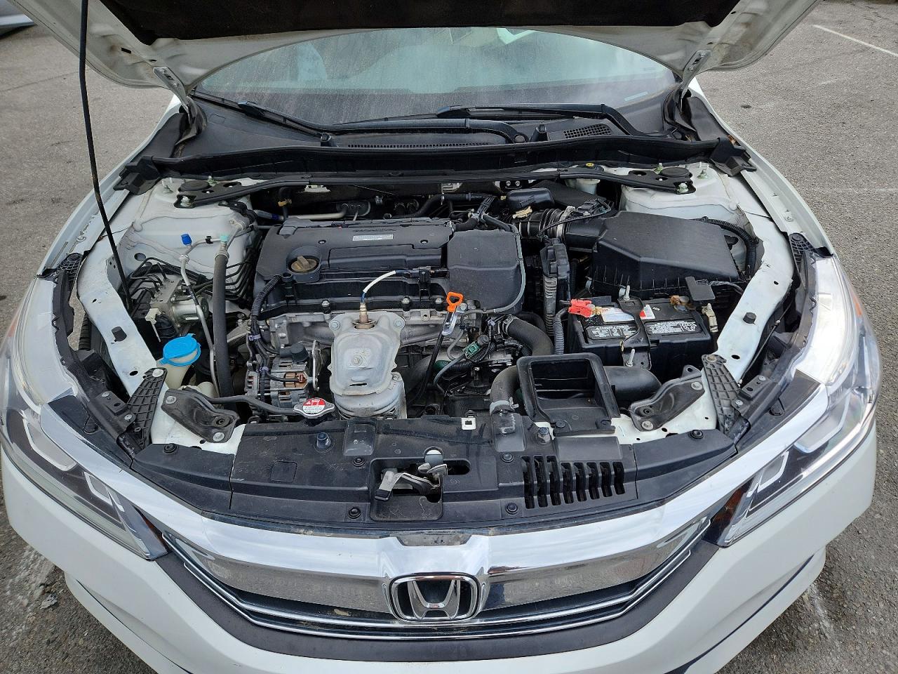 2016 HONDA ACCORD SPORT photo 11