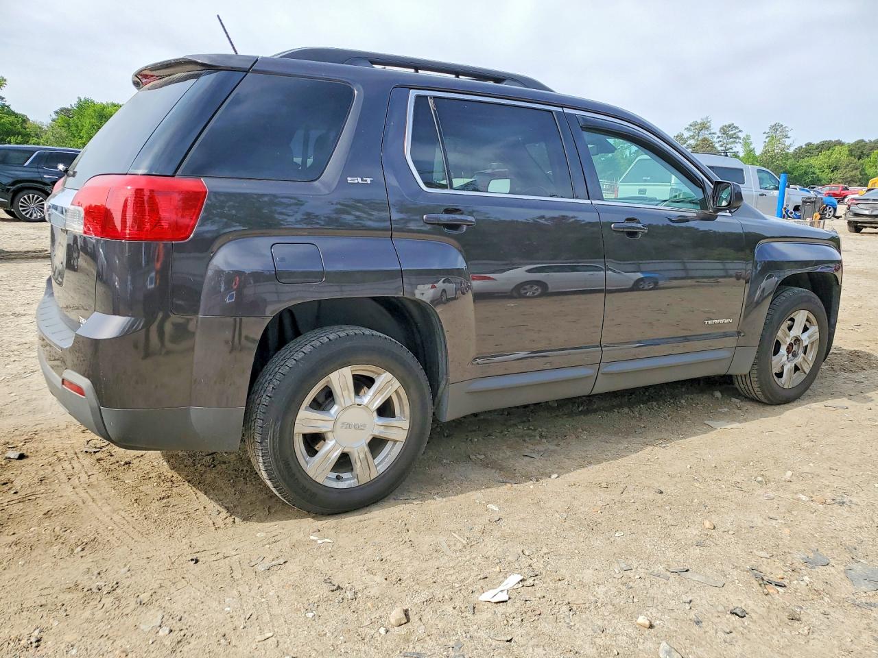 2015 GMC TERRAIN SLT photo 5