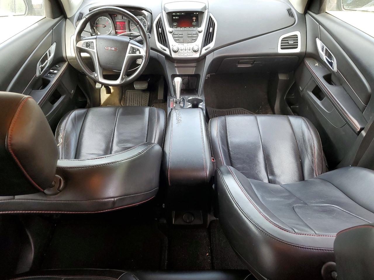 2015 GMC TERRAIN SLT photo 15