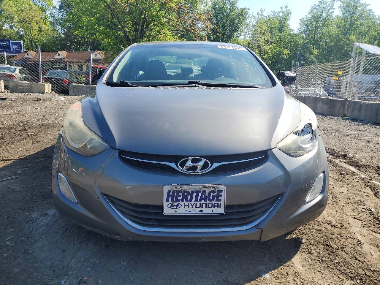 2013 HYUNDAI ELANTRA GLS photo 9
