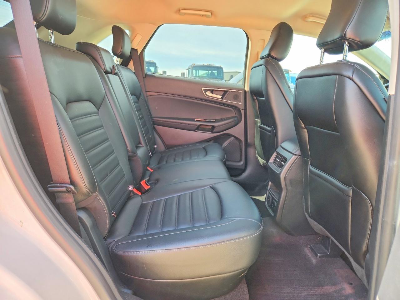 2020 FORD EDGE SEL photo 19