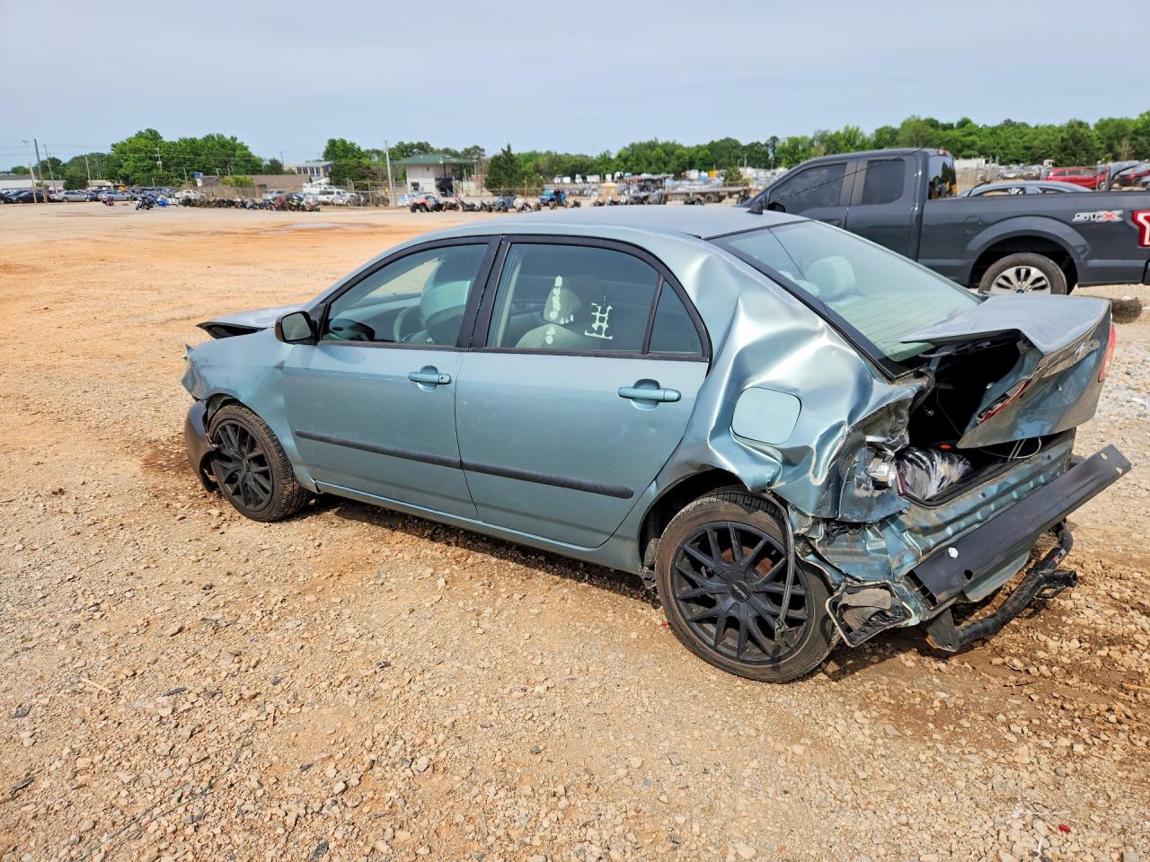 2007 TOYOTA COROLLA photo 3