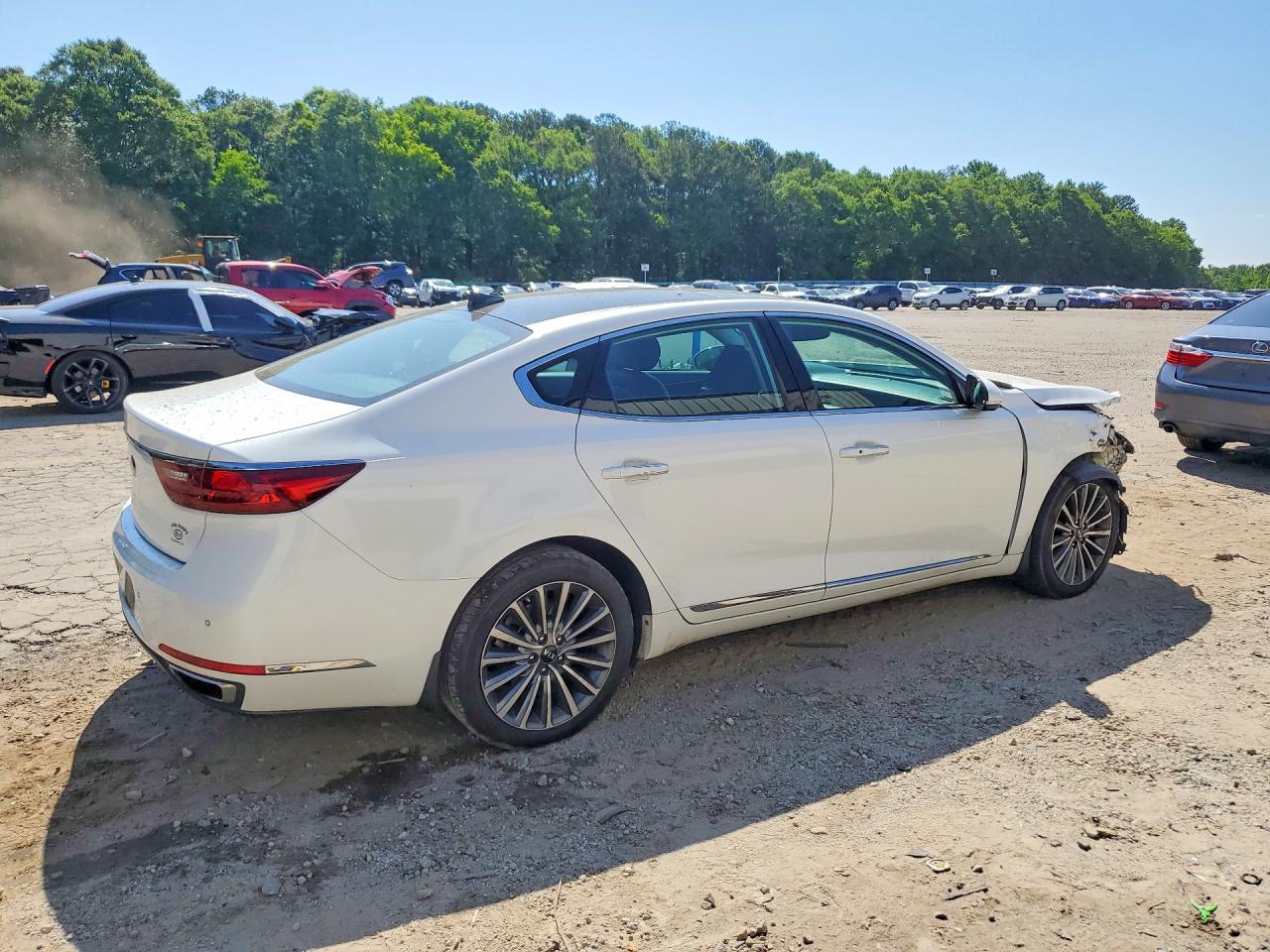 2017 KIA CADENZA PREMIUM photo 5