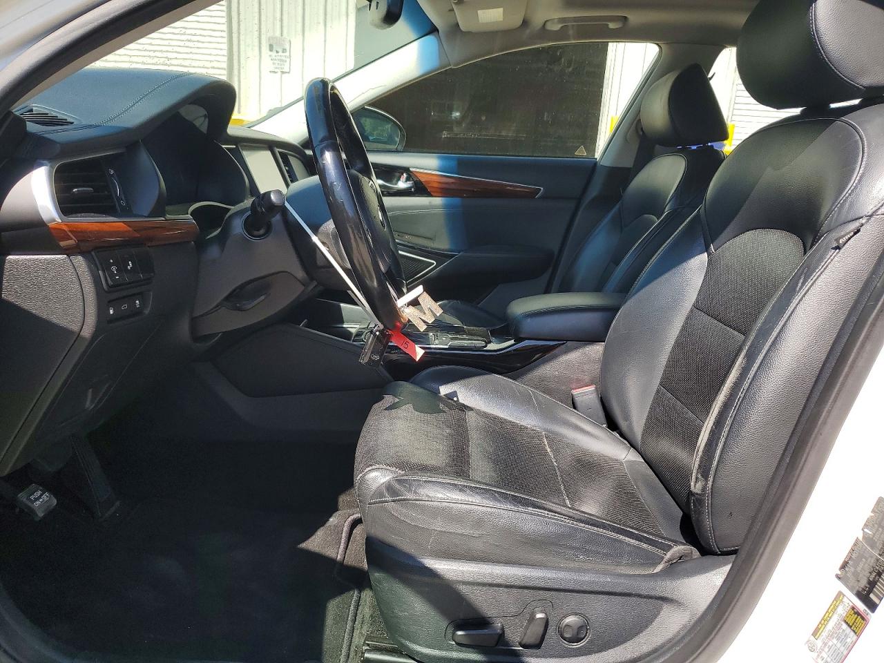 2017 KIA CADENZA PREMIUM photo 13