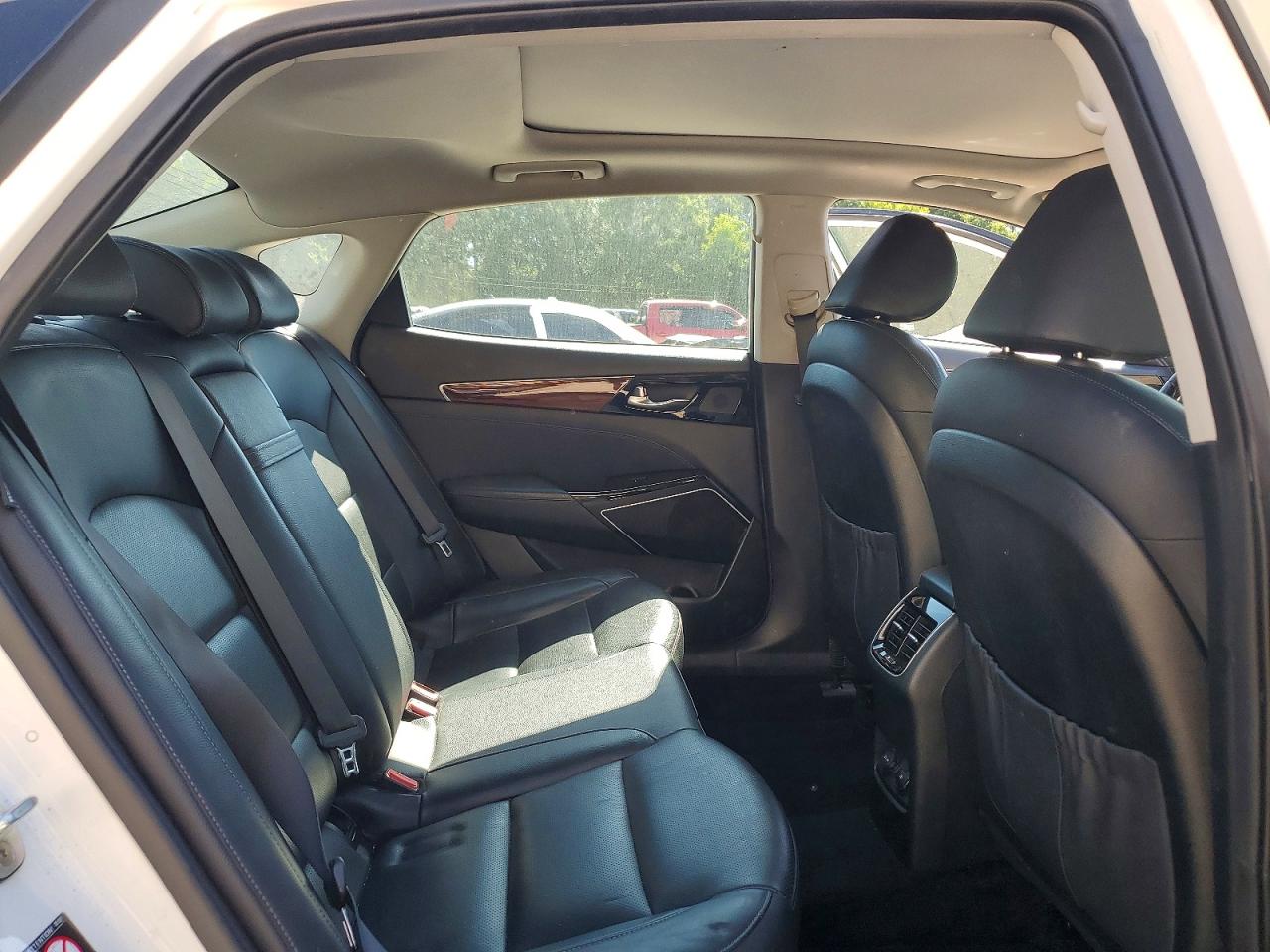 2017 KIA CADENZA PREMIUM photo 19