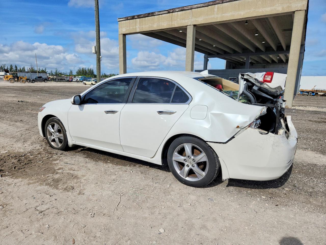 2014 ACURA TSX photo 2