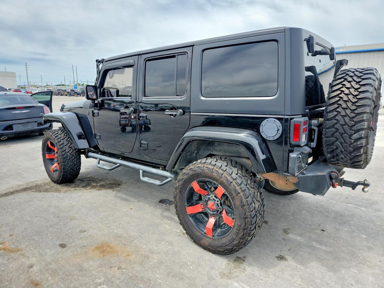 2013 JEEP WRANGLER UNLIMITED SAHARA photo 3