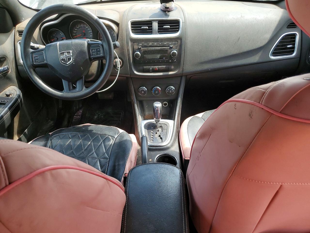2013 DODGE AVENGER photo 22