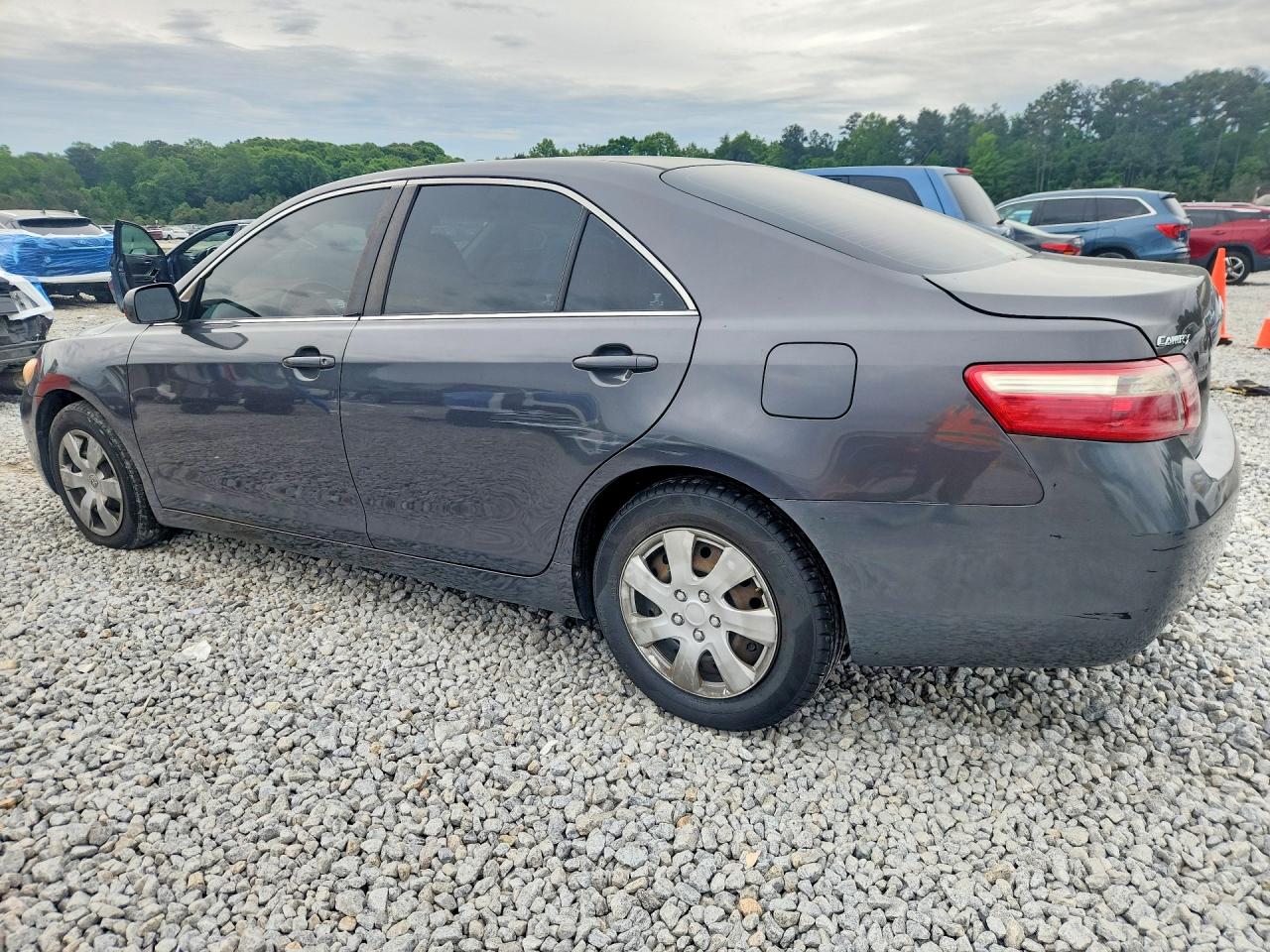 2009 TOYOTA CAMRY LE photo 4