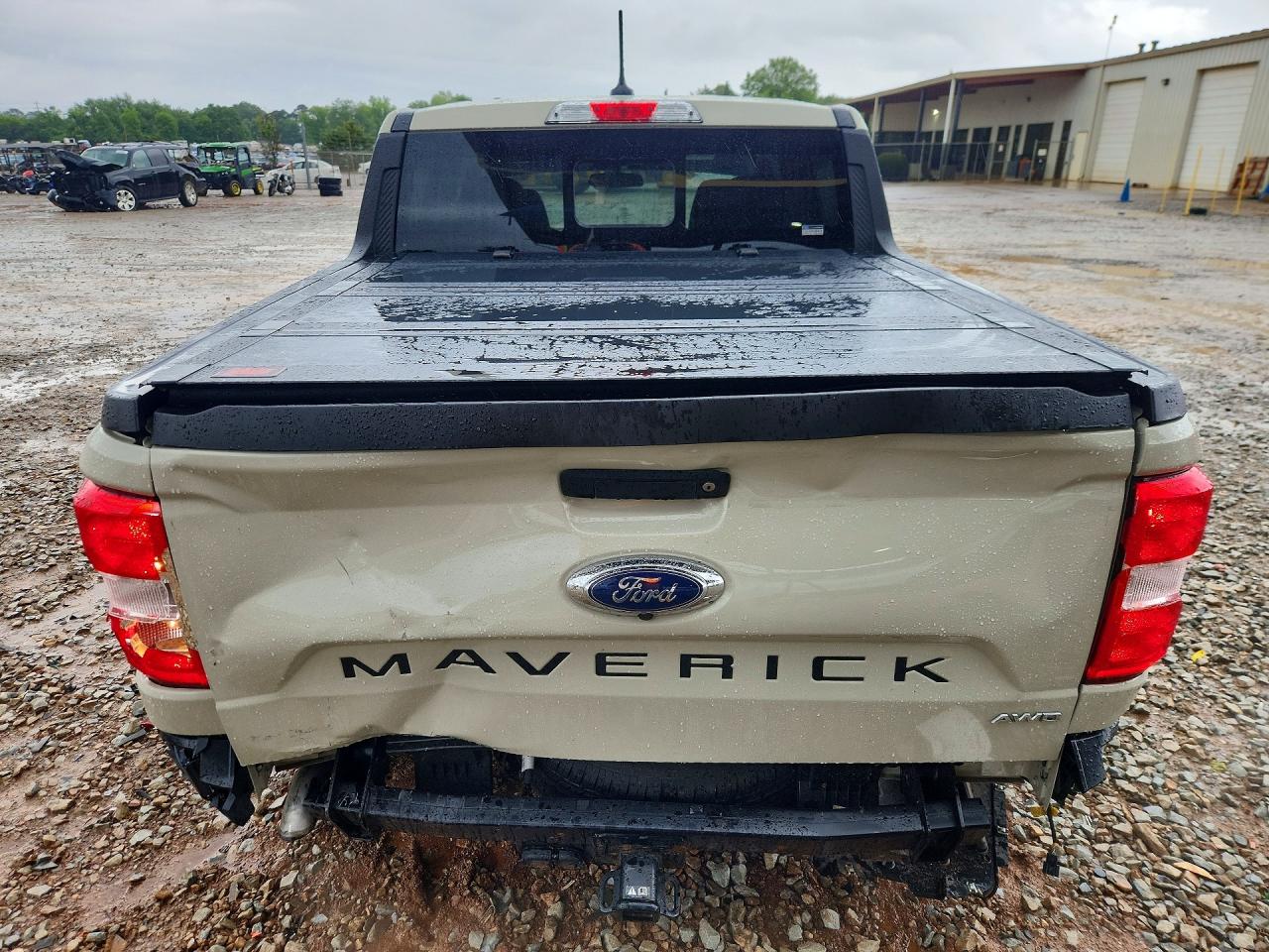 2024 FORD MAVERICK LARIAT photo 6