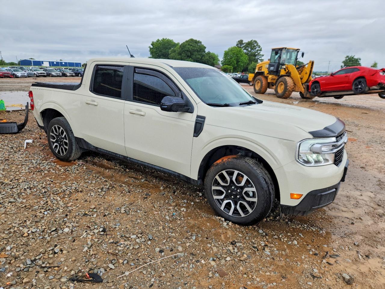 2024 FORD MAVERICK LARIAT photo 4