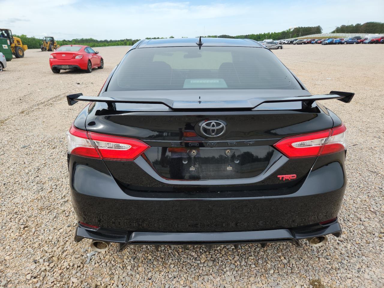 2020 TOYOTA CAMRY TRD photo 11