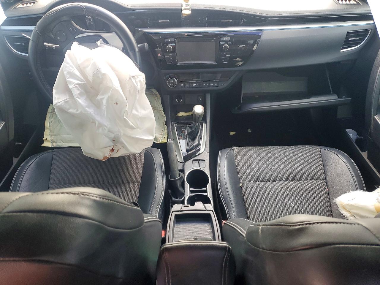 2016 TOYOTA COROLLA S PLUS photo 22
