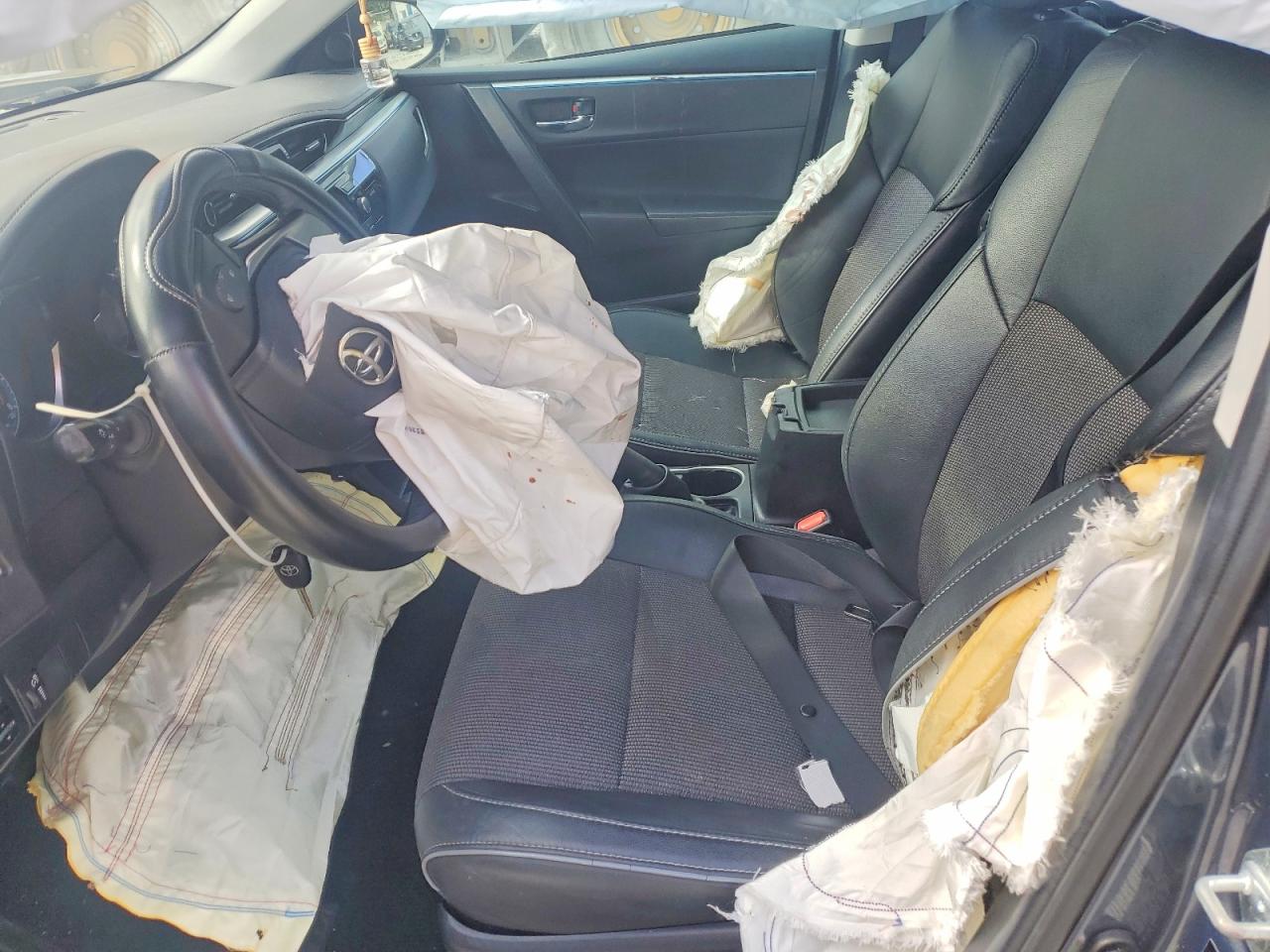 2016 TOYOTA COROLLA S PLUS photo 19