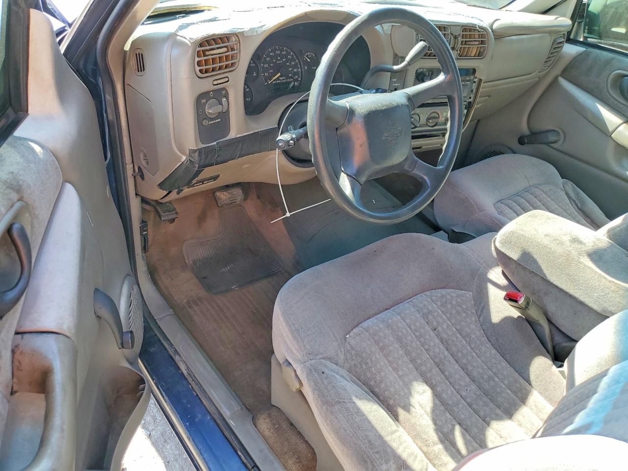 2000 CHEVROLET S TRUCK S10 photo 22