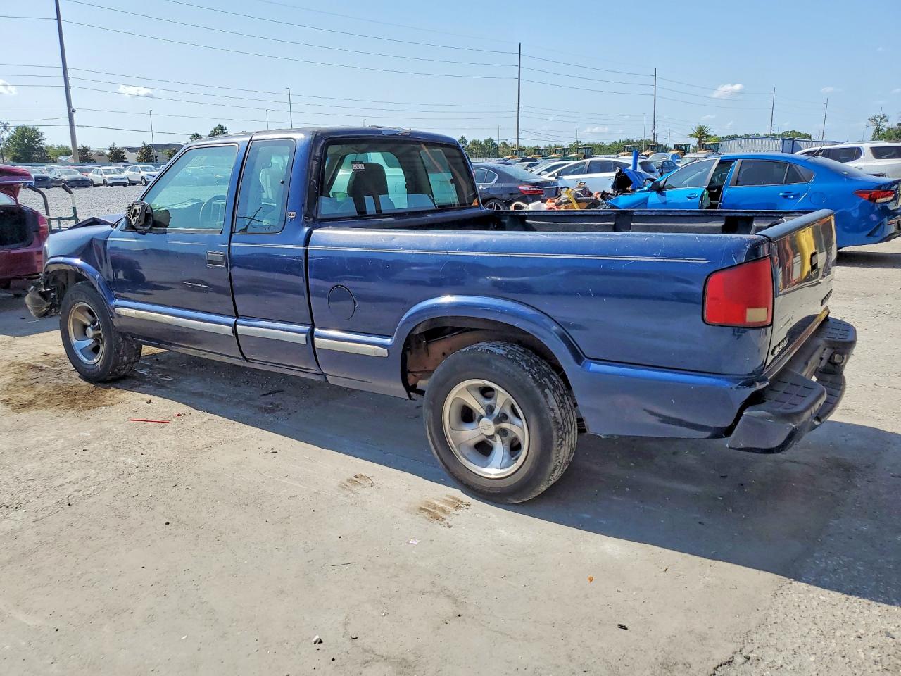 2000 CHEVROLET S TRUCK S10 photo 4