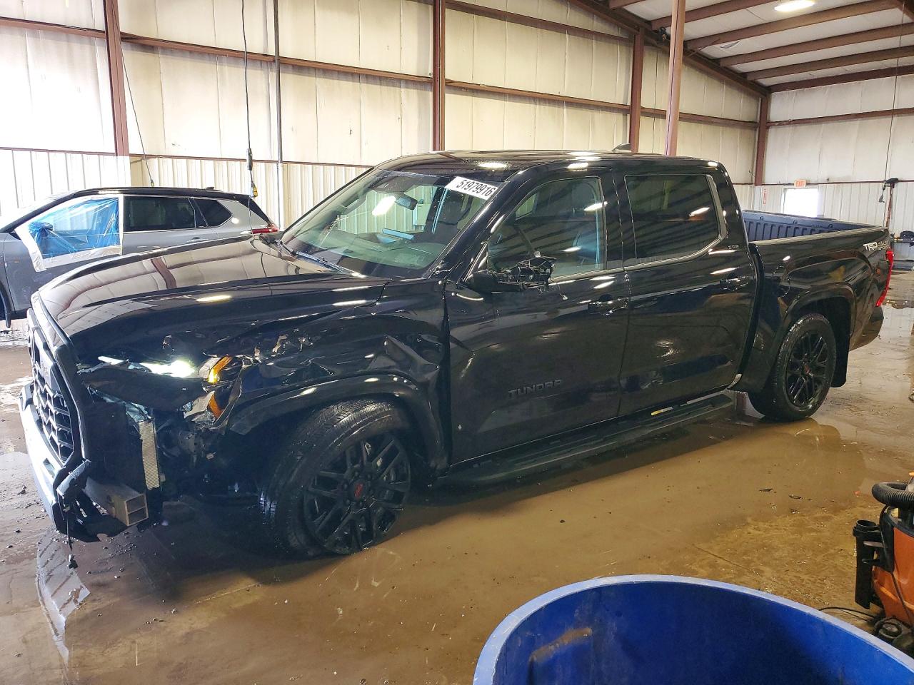 2024 TOYOTA TUNDRA
