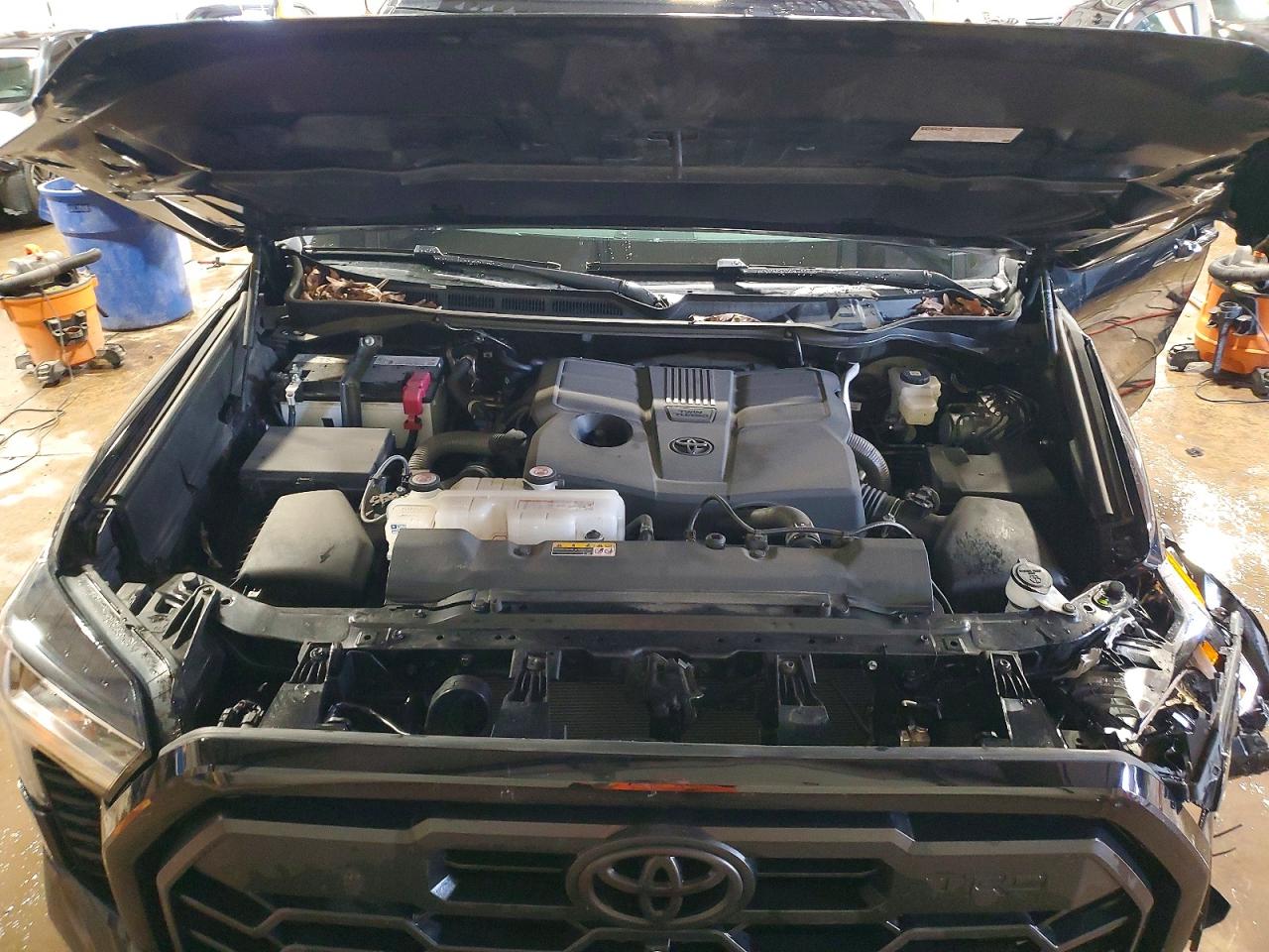 2024 TOYOTA TUNDRA SR5 photo 21