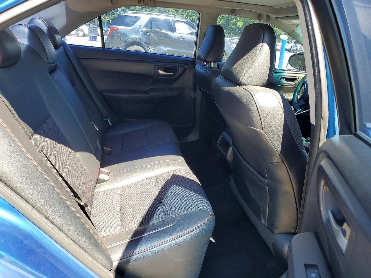 2017 TOYOTA CAMRY SE photo 10