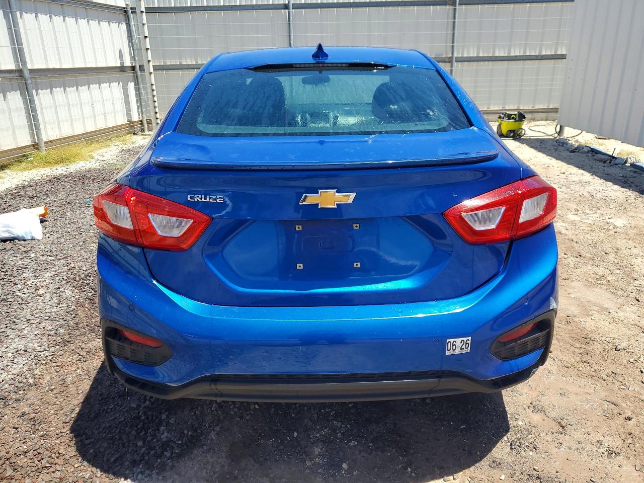 2016 CHEVROLET CRUZE LT photo 6