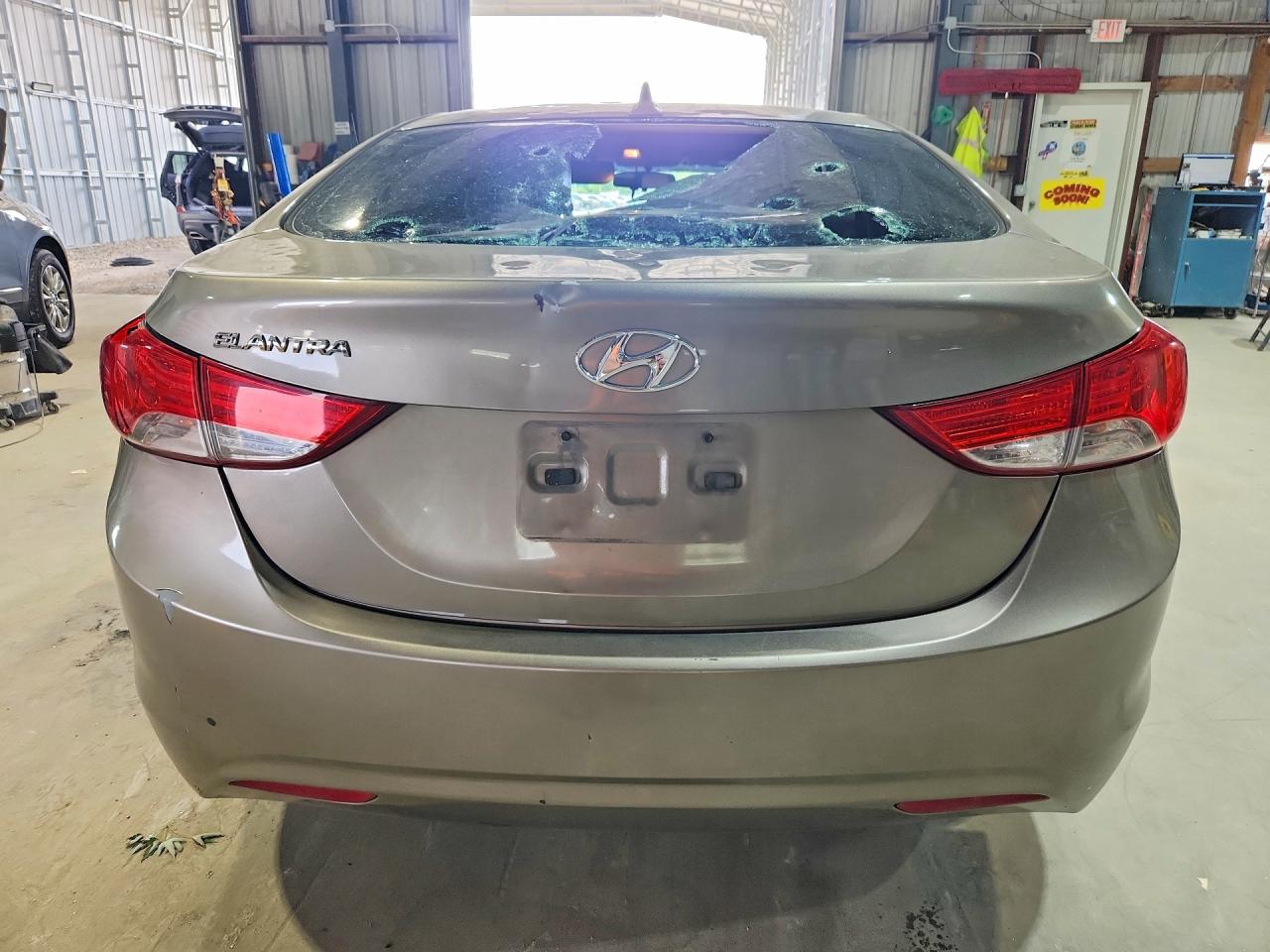 2013 HYUNDAI ELANTRA GLS photo 6