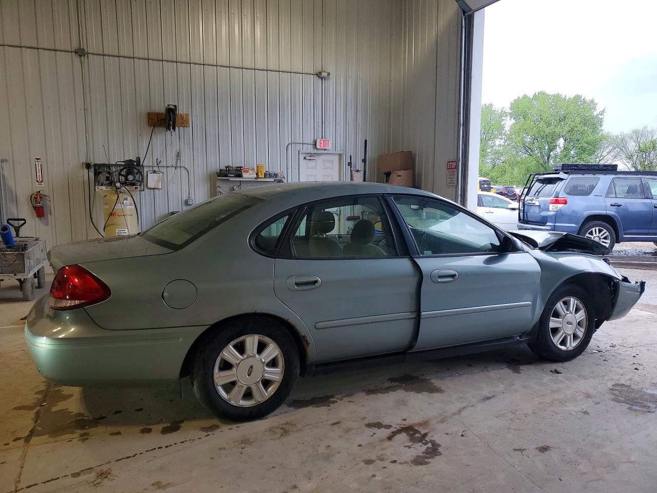 2007 FORD TAURUS SEL photo 7