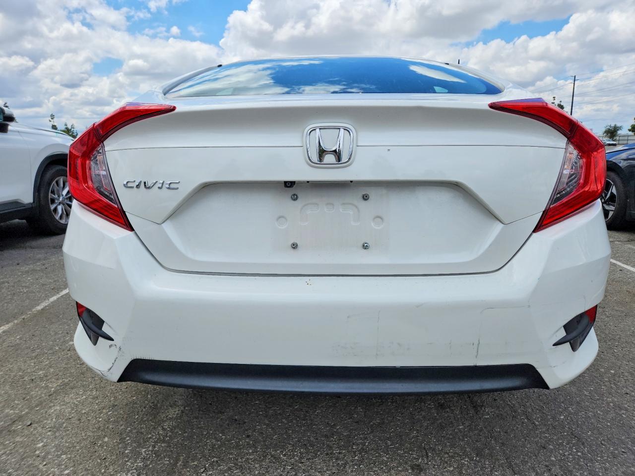 2016 HONDA CIVIC EX photo 11