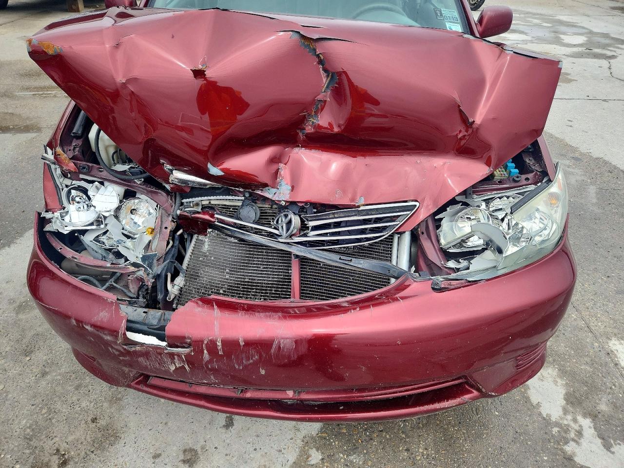 2005 TOYOTA CAMRY LE photo 21