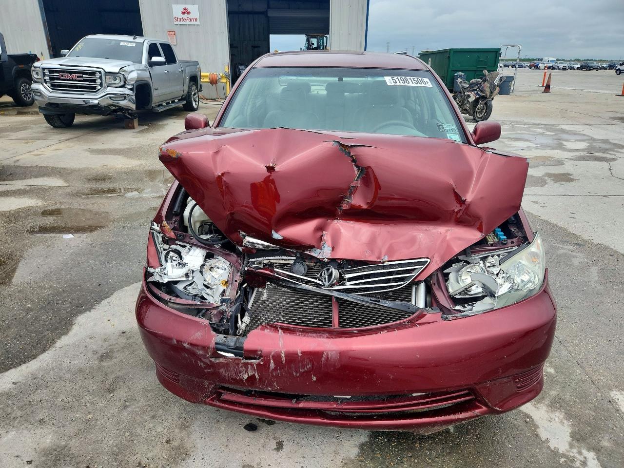 2005 TOYOTA CAMRY LE photo 9