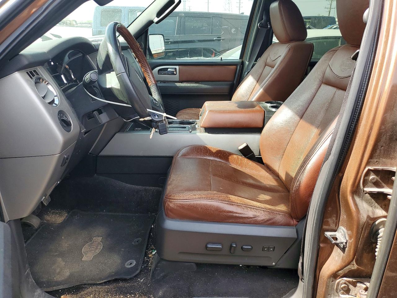 2011 FORD EXPEDITION XLT photo 7