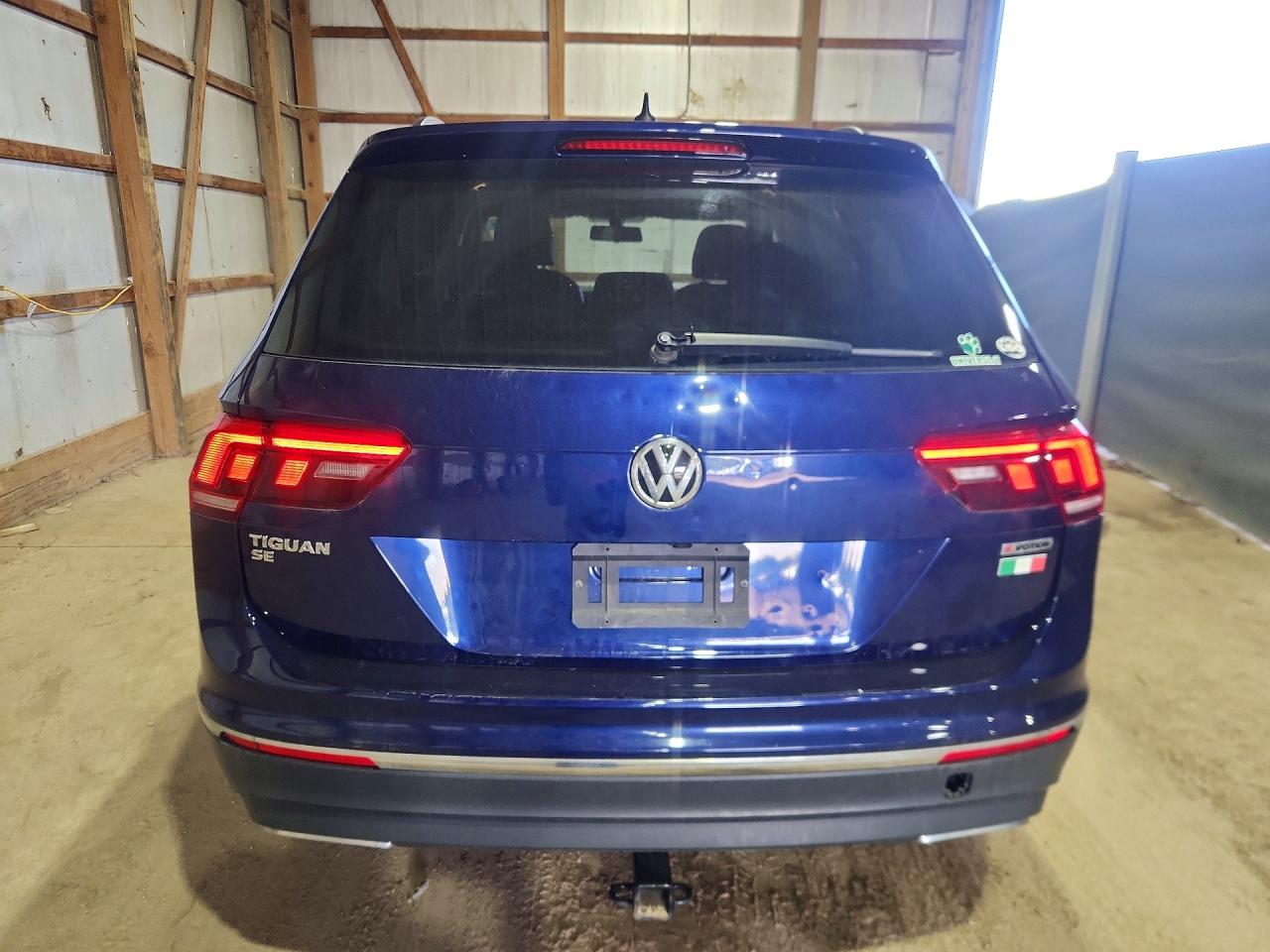 2021 VOLKSWAGEN TIGUAN SE photo 6