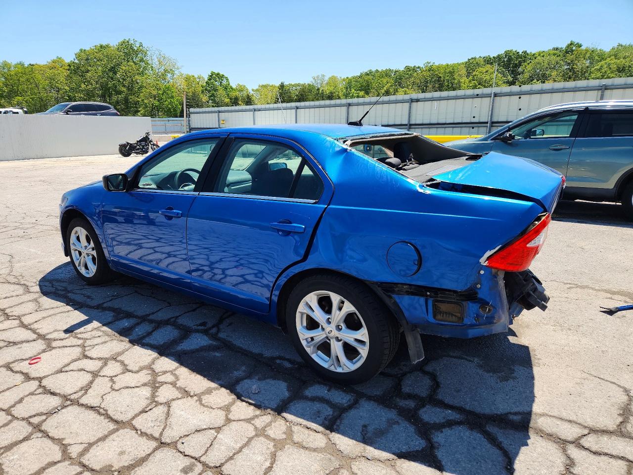 2012 FORD FUSION SE photo 3