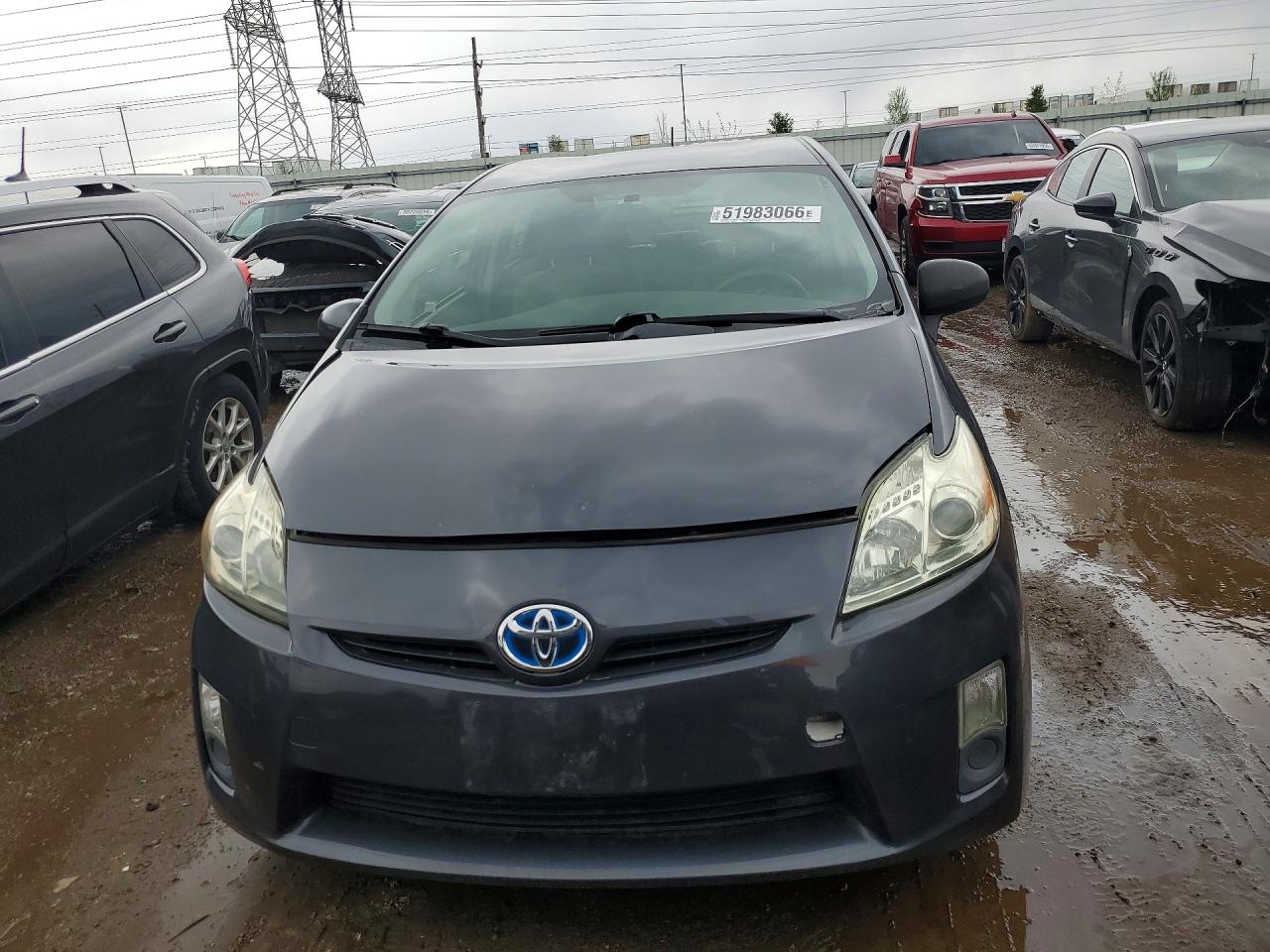 2011 TOYOTA PRIUS THREE photo 9