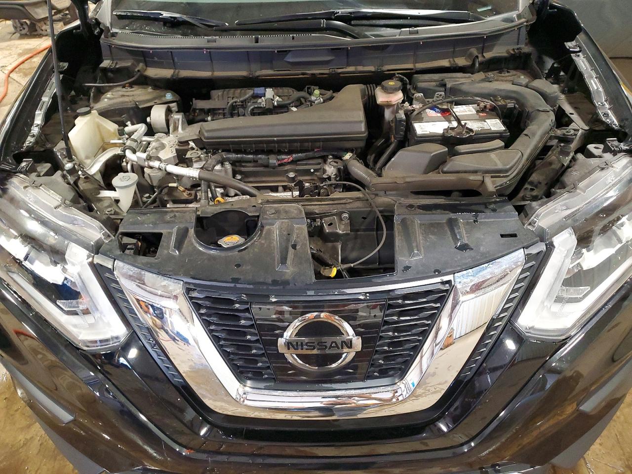 2017 NISSAN ROGUE SL photo 12