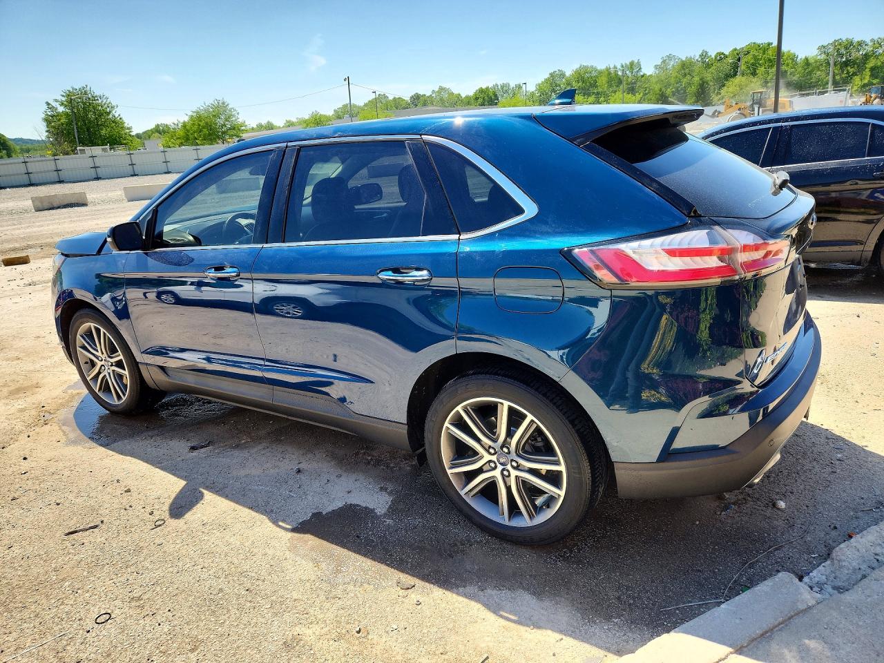 2020 FORD EDGE TITANIUM photo 3