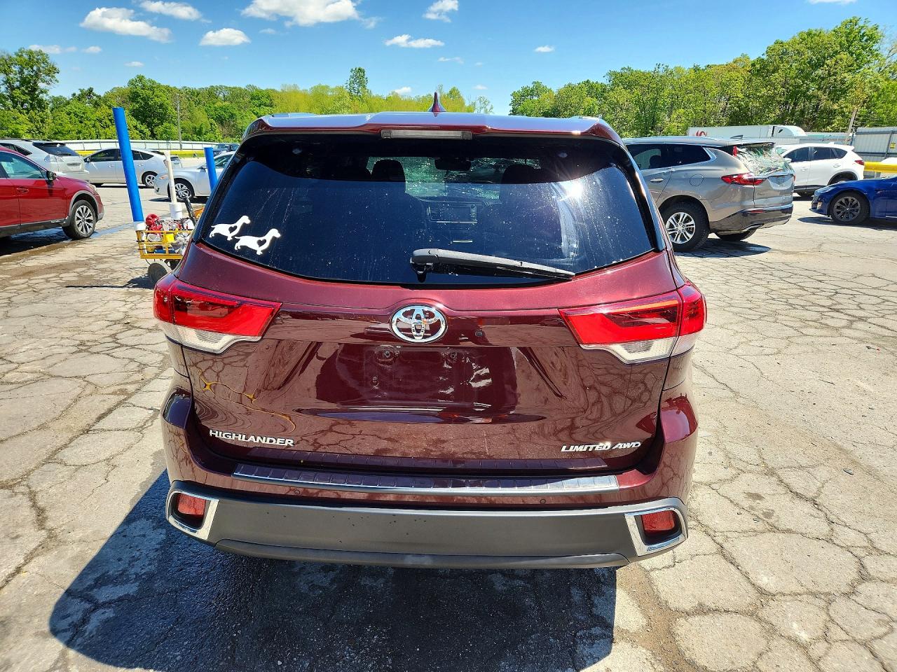 2018 TOYOTA HIGHLANDER LIMITED PLATINUM photo 11