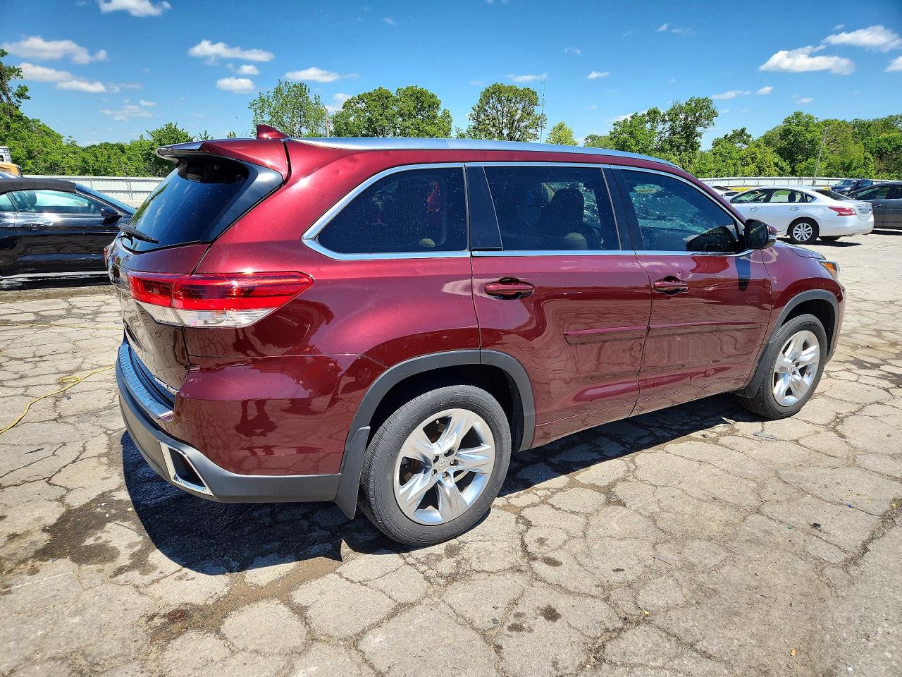 2018 TOYOTA HIGHLANDER LIMITED PLATINUM photo 5