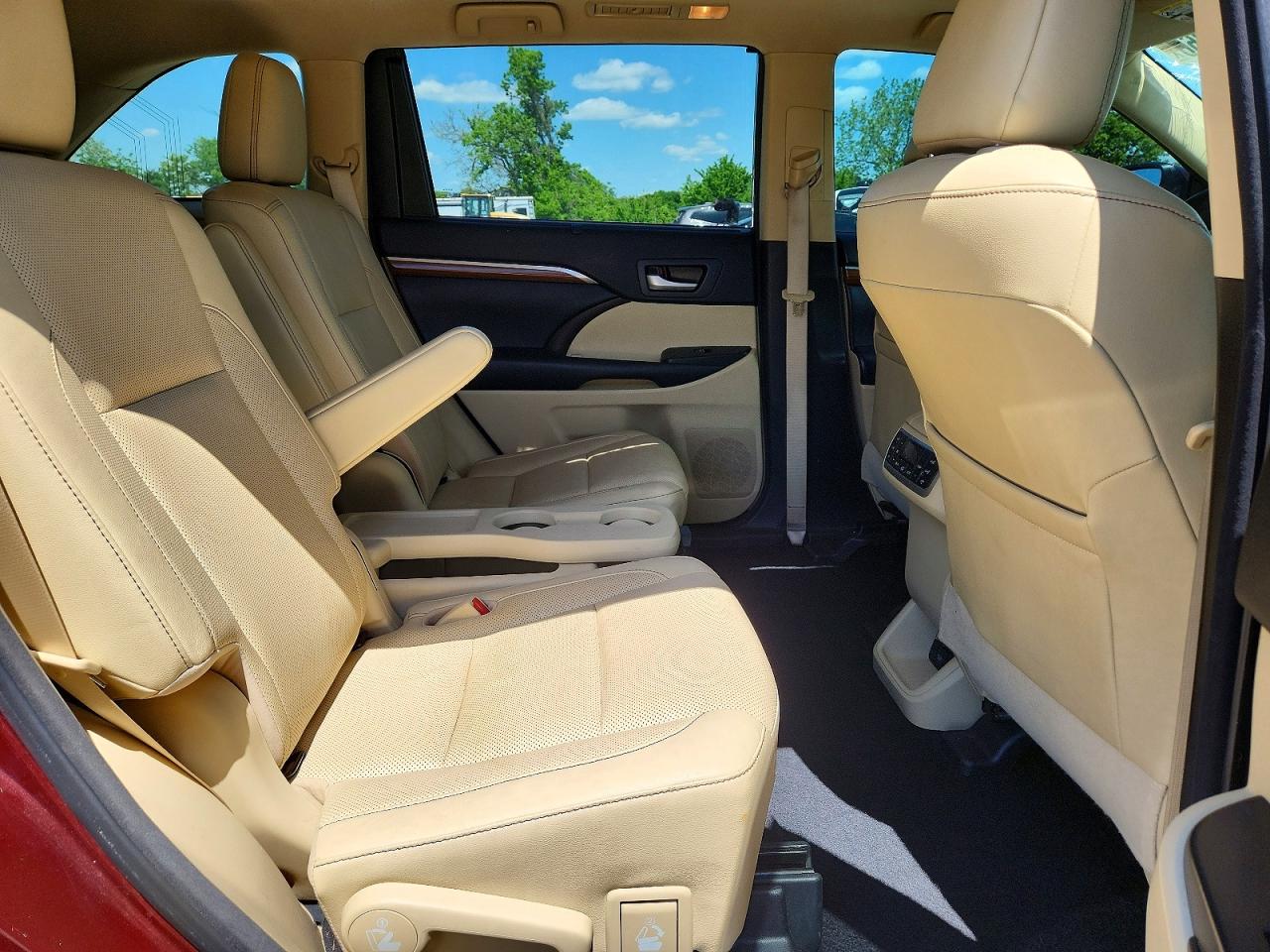 2018 TOYOTA HIGHLANDER LIMITED PLATINUM photo 21