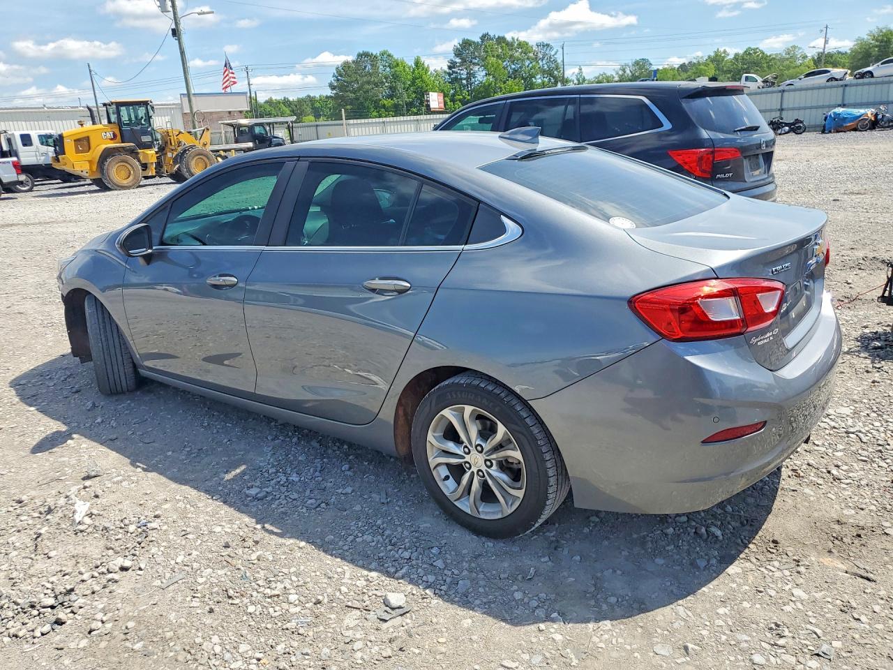 2019 CHEVROLET CRUZE LT photo 4