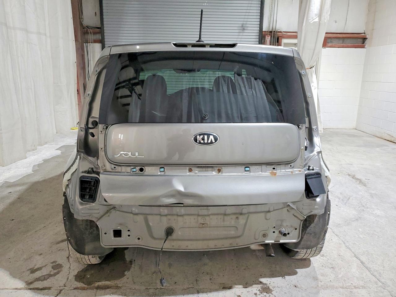 2014 KIA SOUL BASE photo 11