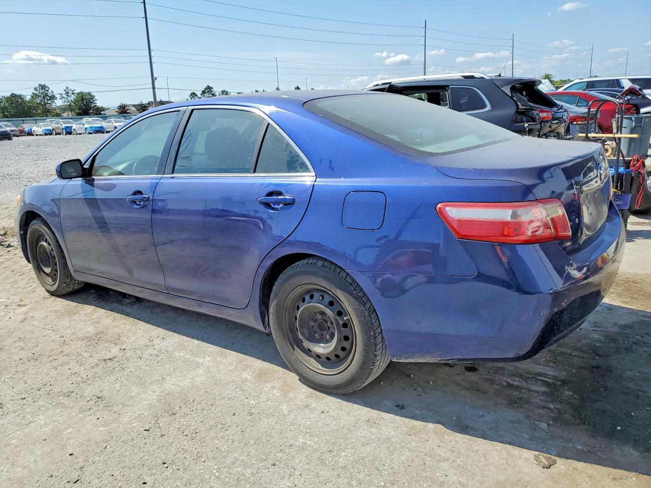 2009 TOYOTA CAMRY LE photo 5
