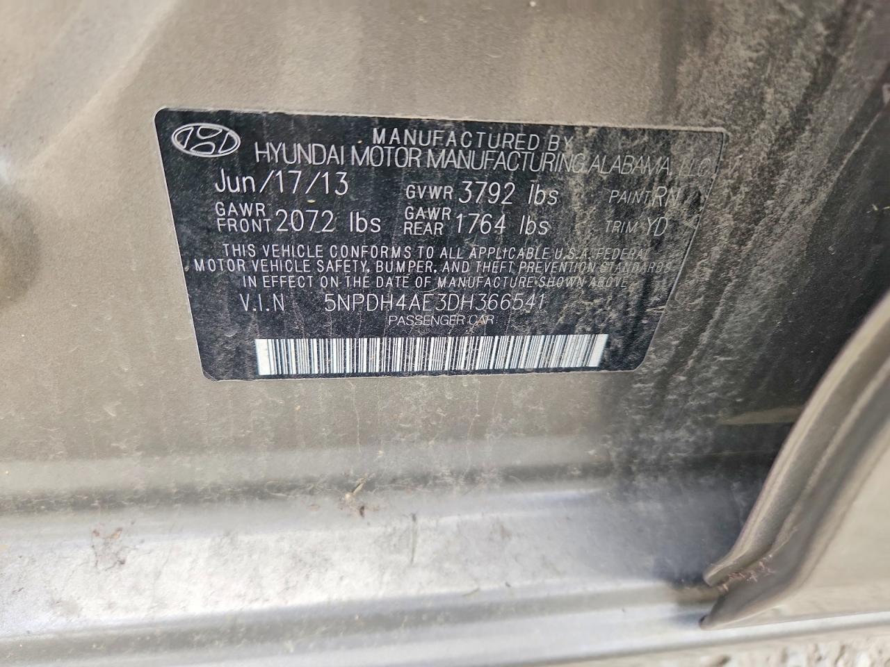 2013 HYUNDAI ELANTRA GLS photo 23