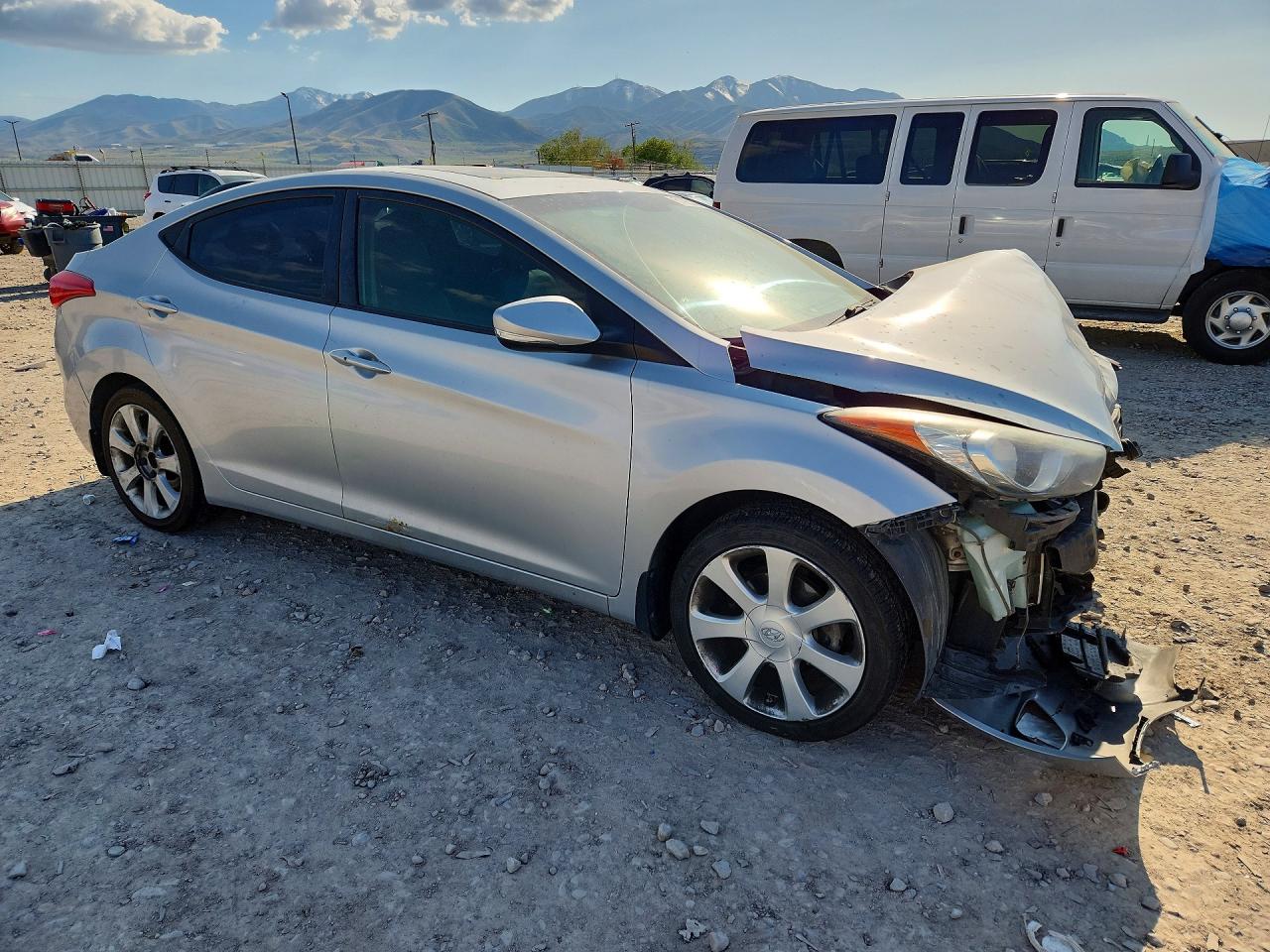 2013 HYUNDAI ELANTRA LIMITED photo 10