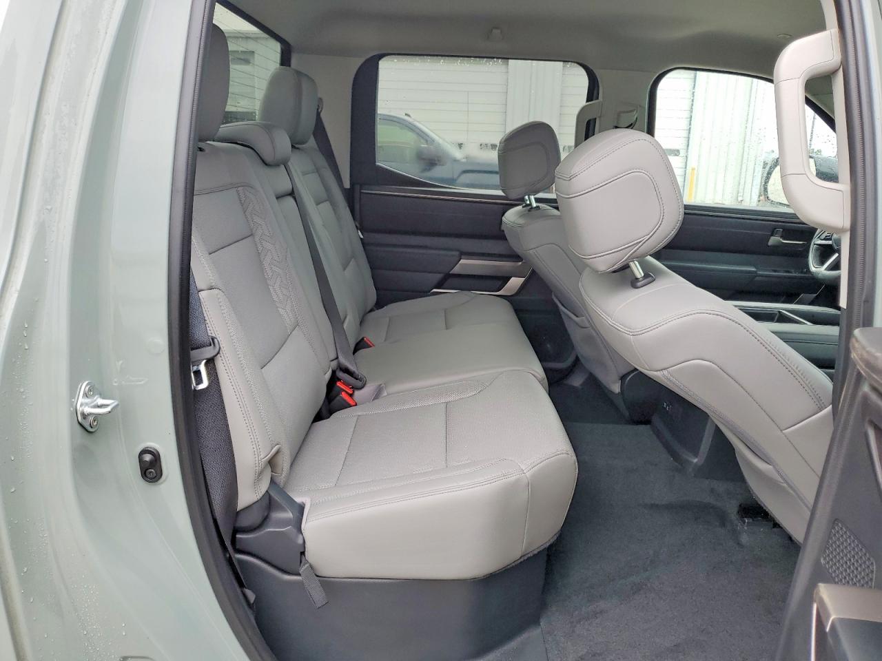 2024 TOYOTA TUNDRA SR5 photo 19
