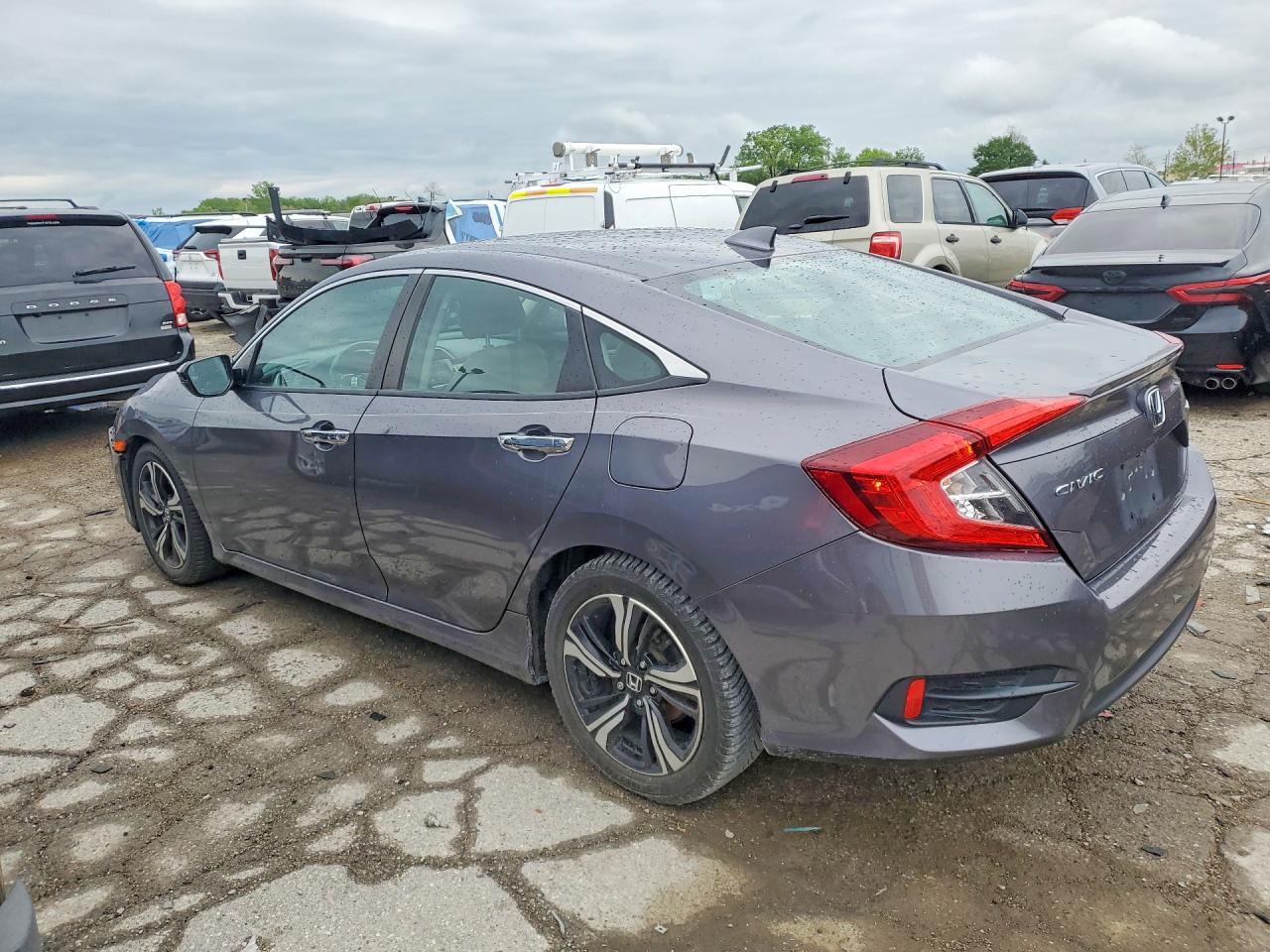 2016 HONDA CIVIC TOURING photo 2