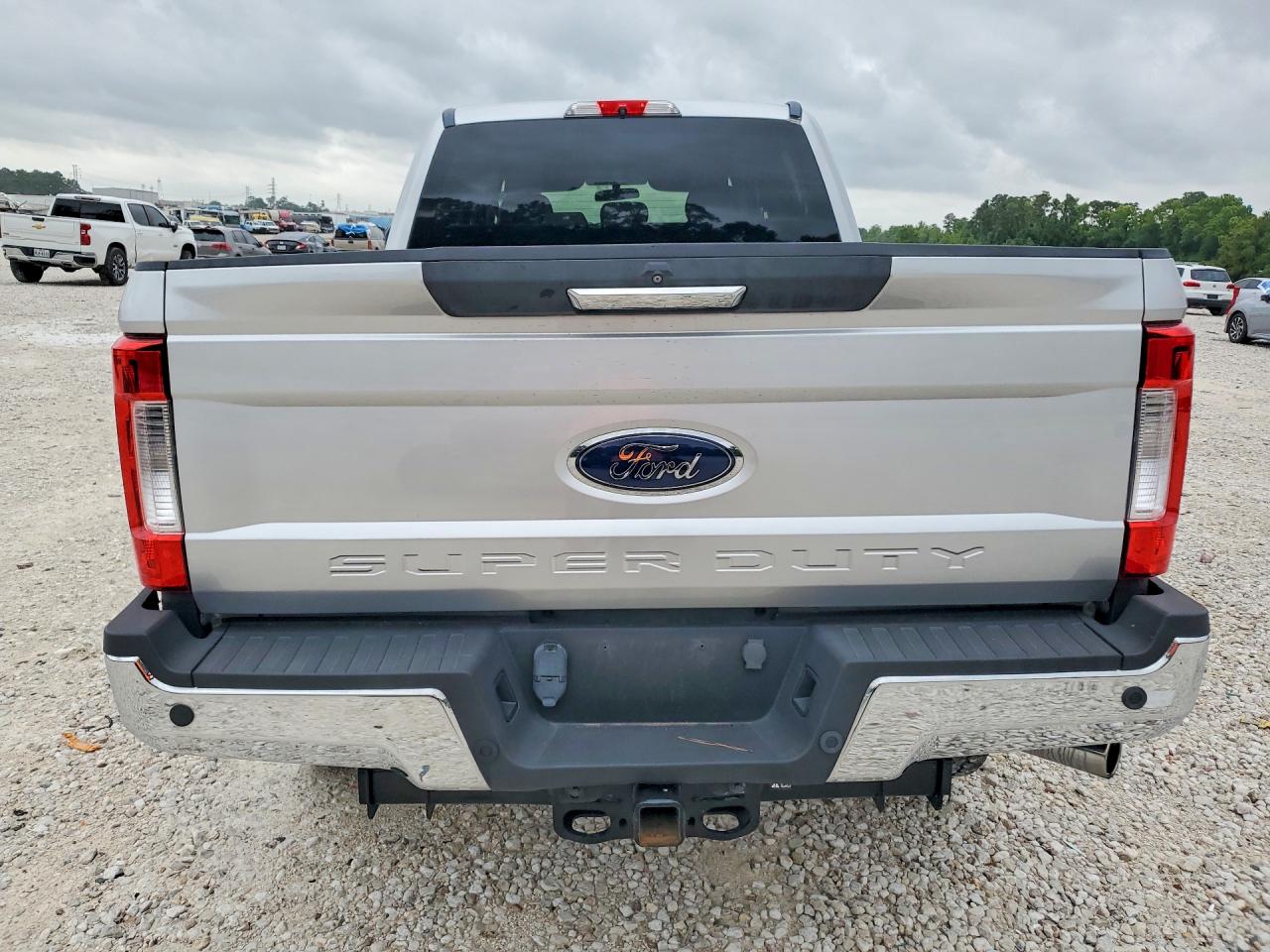 2017 FORD F250 SUPER DUTY photo 6
