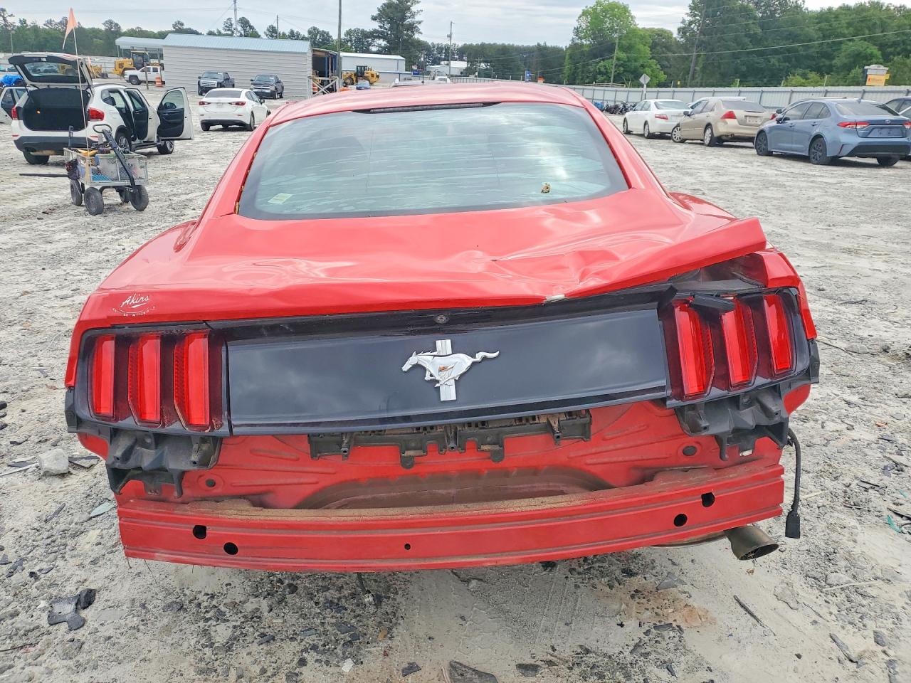 2017 FORD MUSTANG photo 16