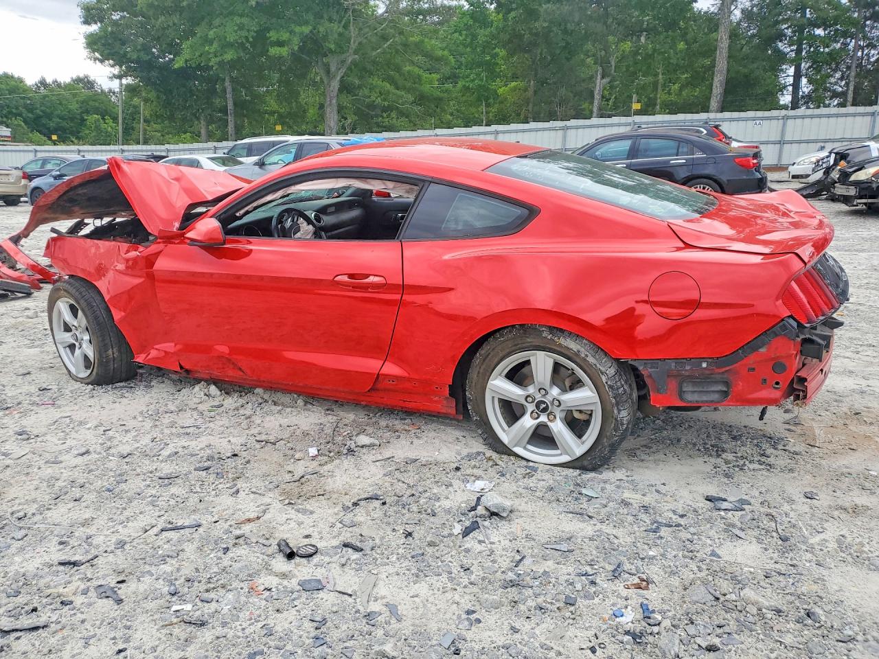 2017 FORD MUSTANG photo 4