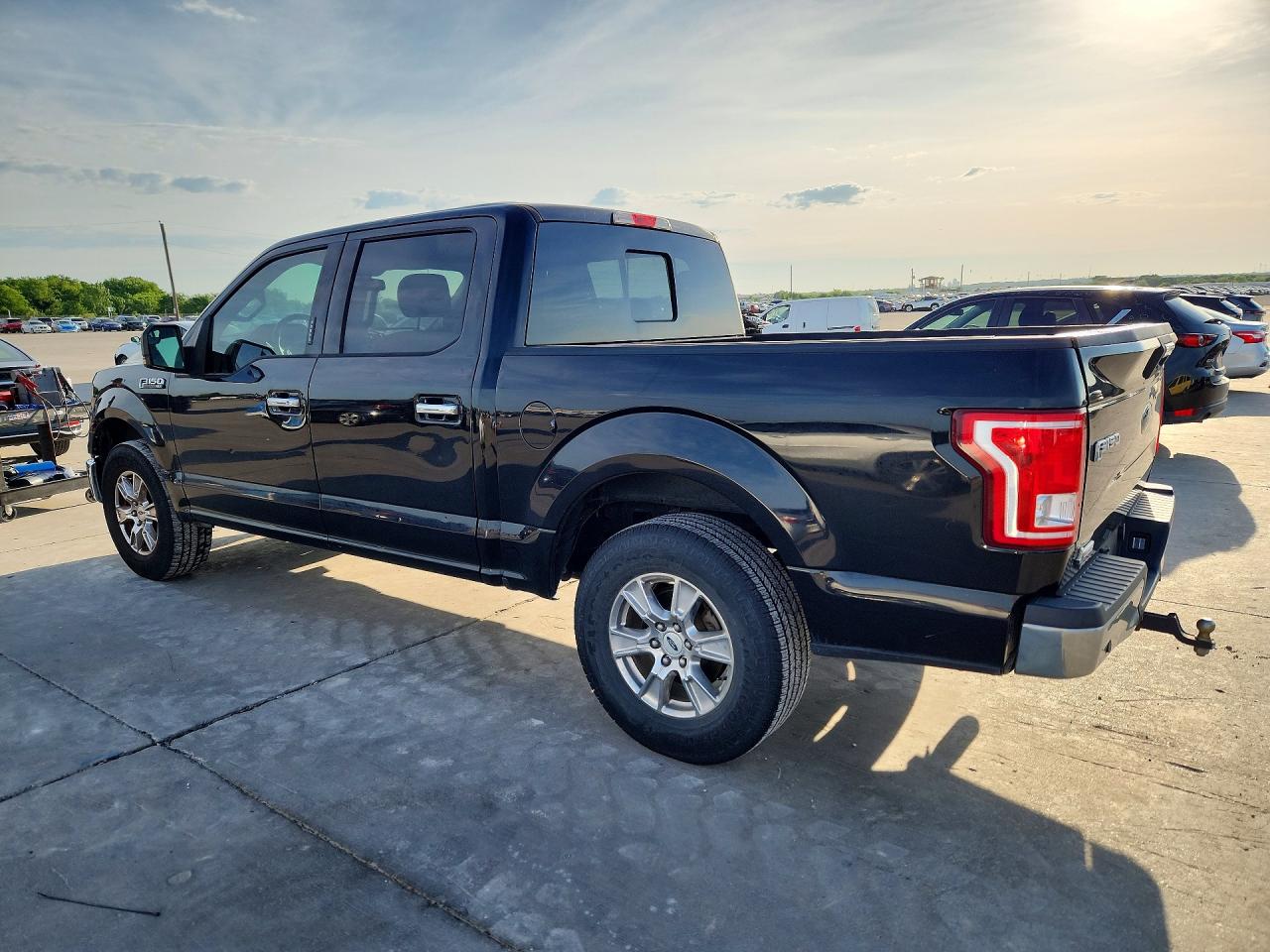2017 FORD F150 SUPERCREW photo 4