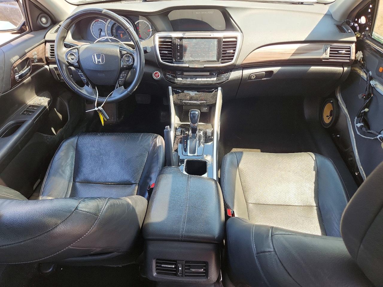 2016 HONDA ACCORD TOURING photo 8